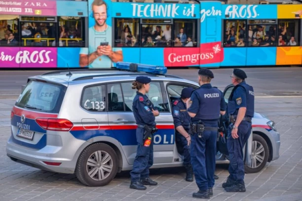 OBRT U SLUČAJU PUCNJAVE U BEČU! Srbin teško ranjen, Čečen ubijen - OTKIVENI DETALJI DRAME U RESTORANU!