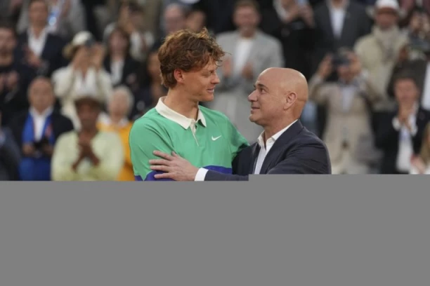 TENISKI SVET ŠOKIRAN! Konačno je direktno progovorio o nedozvoljenim supstancama i zasenio javnost! (VIDEO)