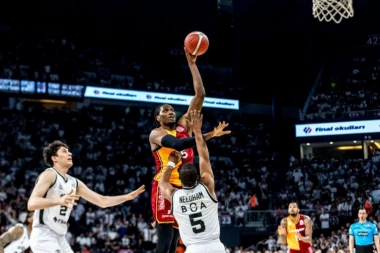 NENAD STEFANOVIĆ OKTRIO TAJNE NOVOG POJAČANJA ZVEZDE MERIDIANBET! Sarađivali su zajedno, ovo su njegove VRLINE!