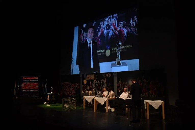 BRANKO RADUJKO, GENERALNI SEKRETAR FSS: Hvala vam za ponos koji ste nam doneli, što ste primer generacijama koje dolaze, hvala vam što nikada niste prestali da verujete!