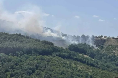 GORI GLAVNA GRADSKA DEPONIJA U LOZNICI! Požar se širi na sve strane - vatrogasci ne mogu da se izbore sa vatrom!