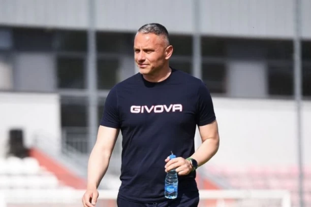 RASTANAK NAKON TRI GODINE: Perspektivni trener je od danas slobodan u izboru nove sredine!