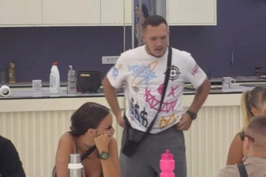 GASTOZ OSUO BRUTALNU PALJBU PO SANJI I ENI! Marko postao SENILAN pa ustao i BRANIO Grujićevu: "Ona nije vređala moje roditelje"! (VIDEO)