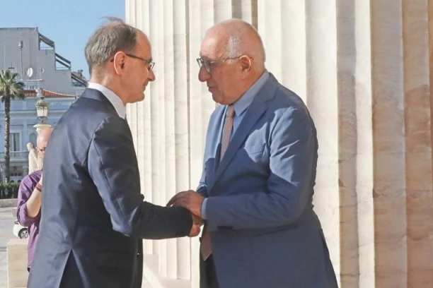 PREMIJER MACUT U POSETI GRČKOJ! Razgovarao sa državnim vrhom Grčke o unapređenju saradnje! (VIDEO/FOTO)