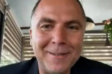 "KAO DA BIRATE MESO ZA SLAVU, A NE DEVOJKU"! Beograđanin ušao u vezu sa AI devojkom, a kad je krenula da mu traži novac NASTAO HAOS!