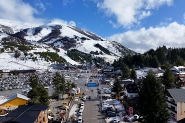 SNEG USRED JUNA! Buenos Ajres zabelele pahulje - FENOMEN KOJI SE VIĐA JEDNOM U STO GODINA