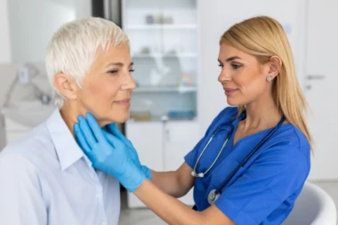 OVO JE NAJGORA JUTARNJA NAVIKA ZBOG KOJE ŠEĆER SKAČE, A SALO SA STOMAKA NE SPADA: Mnogi to rade u uverenju da će smršati