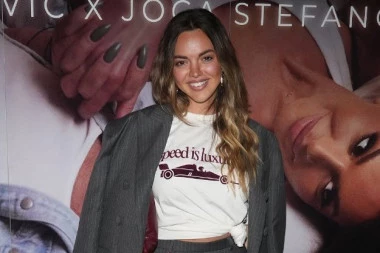 "DISANJE MI JE BILO MNOGO LOŠE, DOKTOR JE BIO ŠOKIRAN": Sofija Šašić prošla kroz TRAUMATIČNU OPERACIJU!