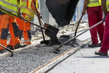 TOKOM GRAĐEVINSKIH RADOVA PRONAĐENA MASOVNA GROBNICA: Radnici bili šokirani kada su ISKOPALI 34 TELA