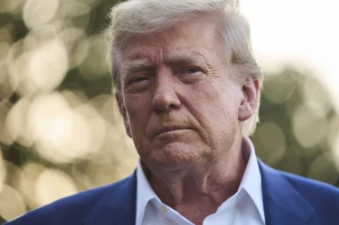 "REŠAVALI SMO SRBIJU I KOSOVO" Tramp zatražio da dobije Nobelovu nagradu za mir