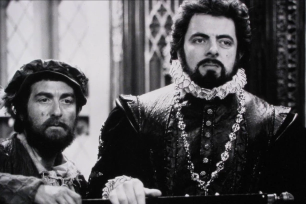 Od Mister Bina do najotrovnijeg jezika britanske televizije - Genijalni Rouan Atkinson ulogom Crne Guje pomerio granice TV humora