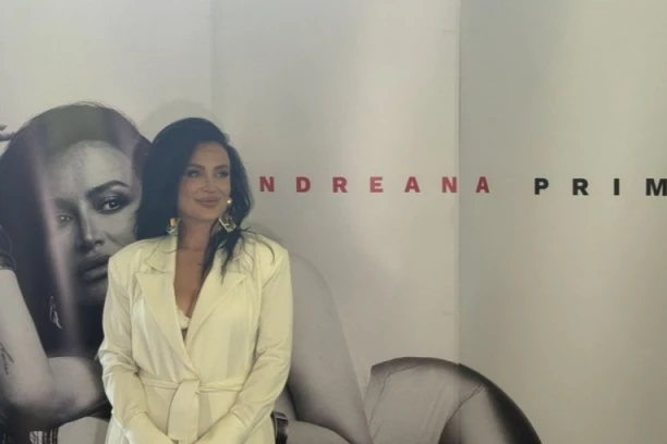 ANDREANA ČEKIĆ IMA NOVOG PARTNERA?! Posvetila EMOTIVNE reči misterioznom muškarcu - HVALA TI ŠTO SI UVEK TU! (VIDEO)