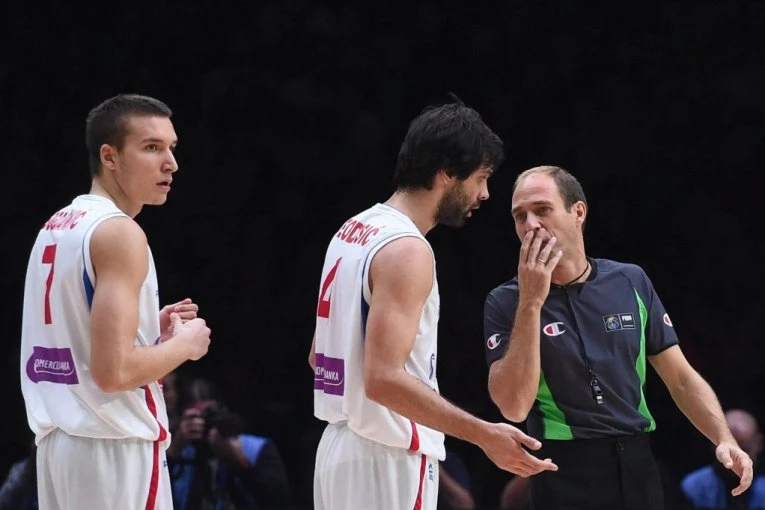 BOGDANOVIĆ SE OPROSTIO OD TEA: Ove slike i reči teraju suze na oči! (FOTO)