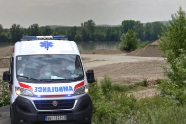 POGINUO RADNIK NA ŠLJUNKARI NA PANČEVAČKOM PUTU! Upao u mašinu, nije mu bilo spasa!