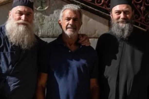 SLAVNI MEL GIBSON STIGAO U HILANDAR DA DOČEKA VIDOVDAN: Evo zašto je izabrao baš ovaj srpski manastir