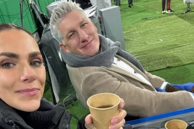 BASTIJAN PLAKAO KAO BEBA PORED ŽENE KOJA MU JE UNIŠTILA BRAK S ANOM: Kamere zabeležile sve! (FOTO)