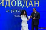 Predsednik Aleksandar Vučić URUČIO ODLIKOVANJE i poznatim ličnostima - Lidija Vukićević primila orden, a pored nje su i poznati muzičari!