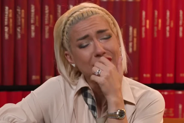 IZNENADNO OGLAŠAVANJE JOVANINOG BIVŠEG RASPLAKALO NACIJU! Voditeljka povukla radikalan potez, on hitno reagovao!