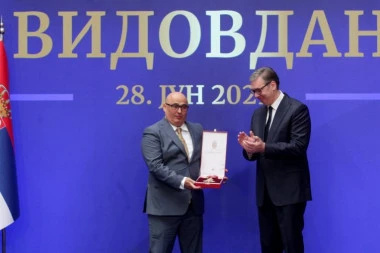 MORAMO DATI SVE OD SEBE DA SE ŽIVOT VRATI U NORMALU! Patrik Drid: Vidovdanski orden je velika obaveza za budućnost