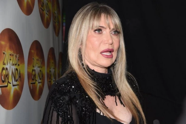 SUZANA JOVANOVIĆ POSTAJE BAKA! Udovica Saše Popovića čeka unuče!