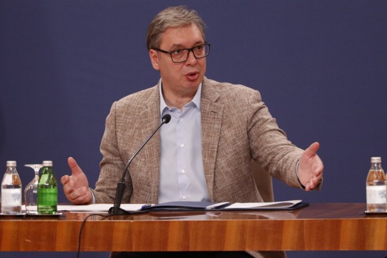 PENZIJE ĆE BITI POVEĆANE PRE ROKA! Vučić: "Naši penzioneri su zaslužili to, izdržali su najveći teret reformi"