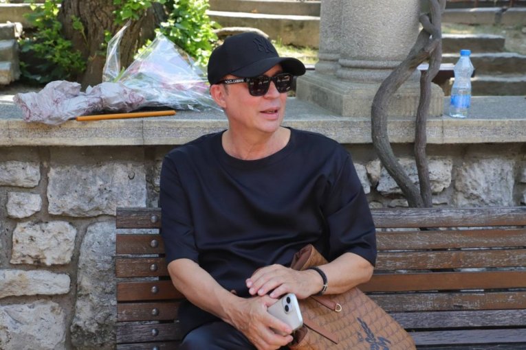 Karamela na sahrani glumice Žiže Stojanović