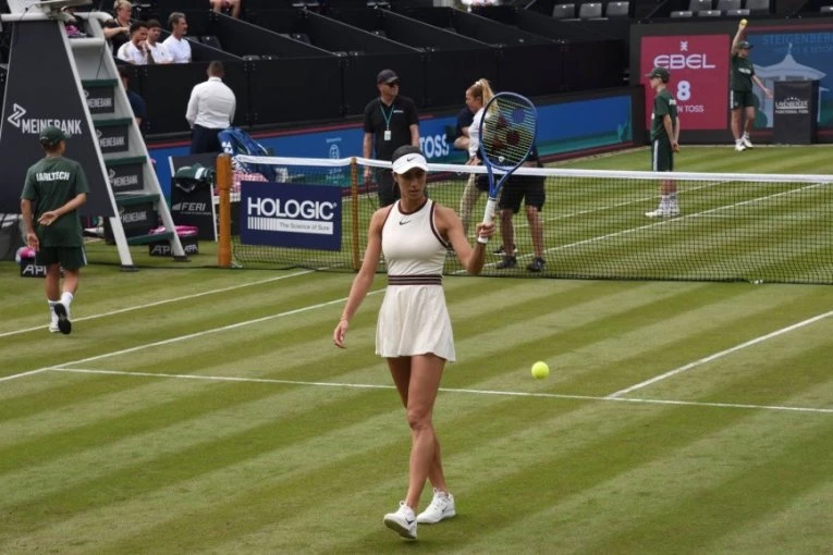 OLGA RAZBILA KINESKINJU! Srpkinja se ekspresno plasirala u drugo kolo Vimbldona!