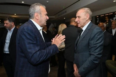 SUTRA PADA KONAČNA ODLUKA: Hoće li legenda postati "večiti" predsednik saveza?