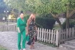 ZLATA I VANESA UTEGNUTE KAO DEVOJČICE: "Gde je neki džentlmen da dođe, da da ruku"!?