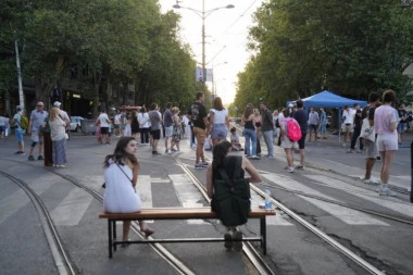 VIŠE NI OPOZICIONI MEDIJI NE MOGU DA SAKRIJU ISTINU! Blokade skroz "pukle": Objavljen snimak govori više od hiljadu reči (VIDEO)