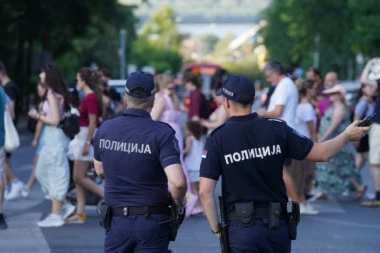 POLICIJA U PUNOJ PRIPRAVNOSTI! Prethodne noći privedene 72 osobe, tužilaštvo izdalo nalog za identifikaciju i procesuiranje napadača