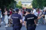 POLICIJA U PUNOJ PRIPRAVNOSTI! Prethodne noći privedene 72 osobe, tužilaštvo izdalo nalog za identifikaciju i procesuiranje napadača