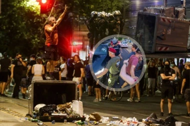 BROJNI INCIDENTI NA BLOKADAMA ŠIROM SRBIJE! Oglasio se MUP: Četiri policajca povređena, uništeno jedno vozilo