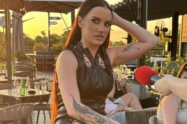 KROZ HALJINU SEVA INTIMA, SVE SE VIDI! Gutaćete knedle kada budete videli U KAKVOJ KREACIJI se pojavila Barbara Bobak! (VIDEO/GALERIJA)