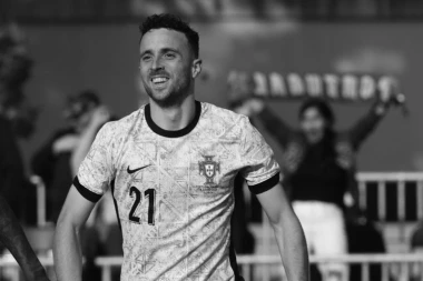 DIOGO ŽOTA I POSLEDNJI GOL U KARIJERI! Stadion je eksplodirao, Portugalac pogodio za pobedu! (VIDEO)