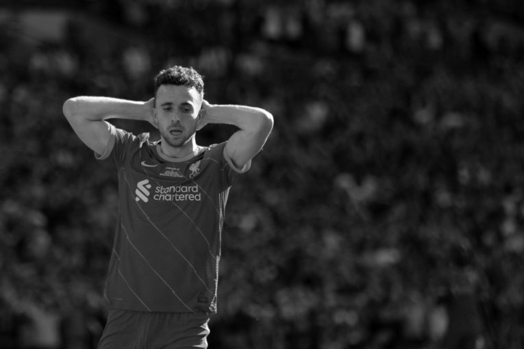 Fudbaler Diogo Žota poginuo rano jutros