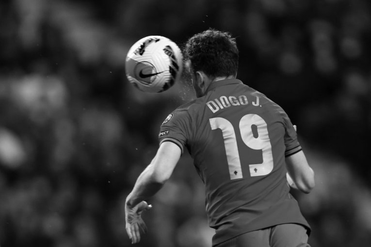 Fudbaler Diogo Žota poginuo rano jutros