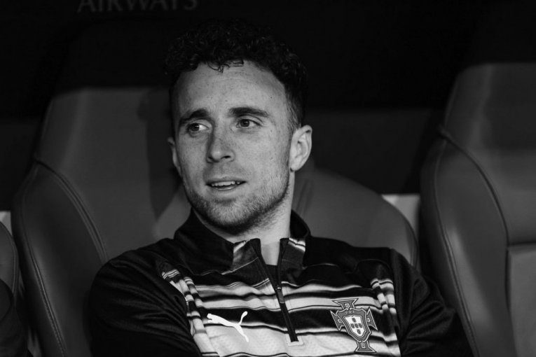 Fudbaler Diogo Žota poginuo rano jutros