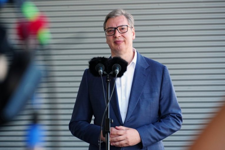 TAČNO U 21 ČAS! Vučić se obraća javnosti, govori o svim najaktulenijim temama!