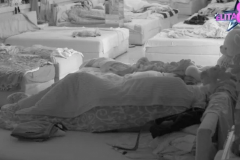 Aleksandra Nikolić i Milovan Minić vrela akcija