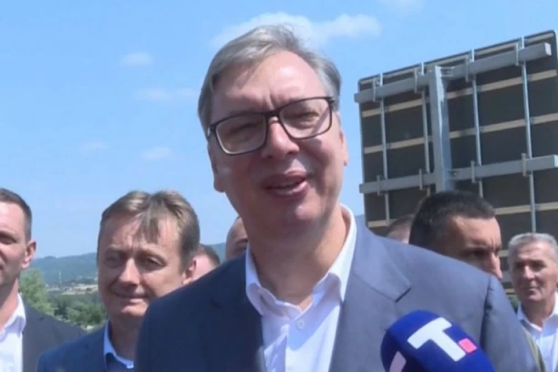SLIKALI SE ZA DRUŠTVENE MREŽE! Vučić: Blokada gradilišta EXPO trajala četiri minuta