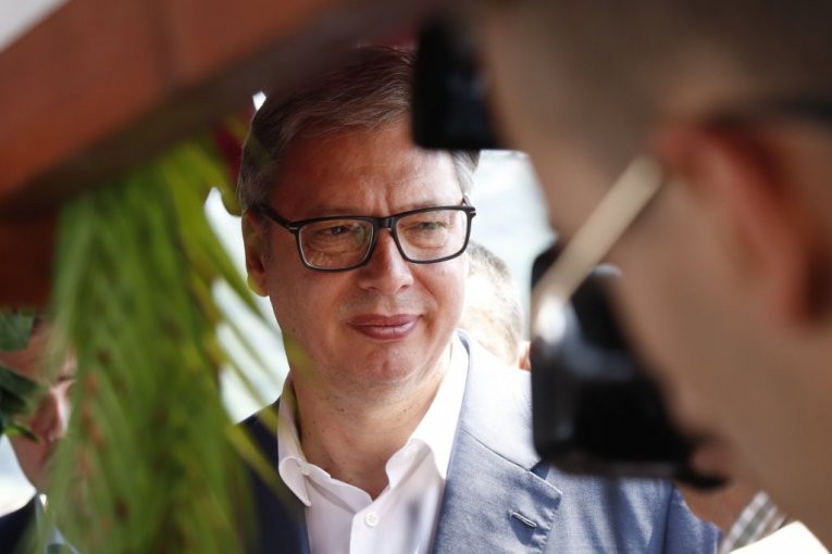 "BAŠ ME BRIGA ŠTA ĆE O MENI DA KAŽU..." Još jedan moćan snimak predsednika Srbije, Vučić: Svakoga dana govorim istinu narodu! (VIDEO)