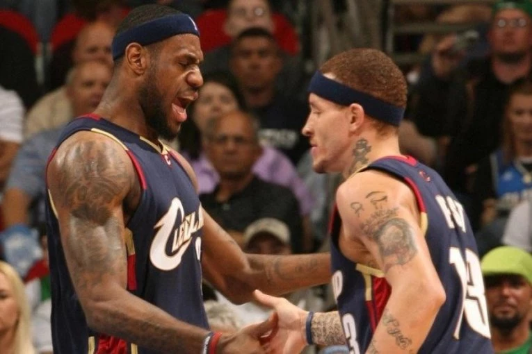 BIO JE LEBRONOV SAIGRAČ, A SADA JE NA ULICI: Zavisnost mu uništila život, legenda pokušala da mu pomogne, ali je dotakao dno!