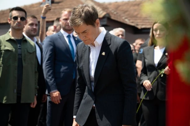 "DA LI JE MOGUĆE DA NIKO NIJE OTIŠA DA VIDI TE LJUDE?!" Ana Brnabić oštro osudila nemar opozicije: Stanite jednom iza srpskog naroda!