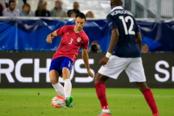 BOMBASTIČNO POJAČANJE U PANČEVU! Bivši reprezentativac Srbije stiže u Železničar!