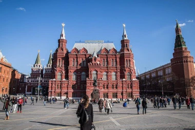 RUSI SU POSEBAN NAROD NA PLANETI? Evo šta kaže taj narod u anketi, rezultati će vas iznenaditi