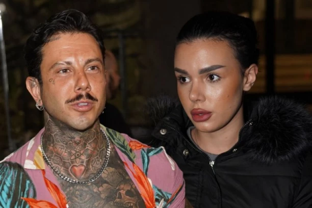 DA TI SE ŽELUDAC OKRENE! Anita Stanojlović u centru skandala sa Đukićem -  NIJE MOGLA DUBLJE DA POTONE! (GALERIJA)