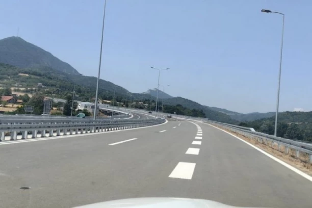 AUTO-PUT ŠABAC - RUMA NOSIĆE IME PO OVOM ČUVENOM POLITIČARU! Već postavljene table! (FOTO)