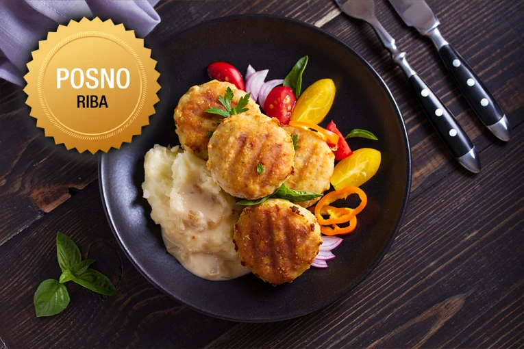 SAVRŠEN POSNI PORODIČNI RUČAK NA IVANJDAN: Svetogorskim pljeskavicama od morskih plodova niko ne može odoleti