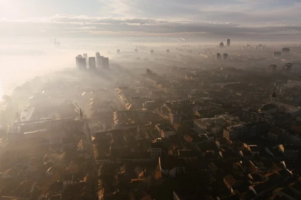 APOKALIPSA U BEOGRADU! Peščana oluja šiba prestonicu, velika drama na Novom Beogradu! (VIDEO)